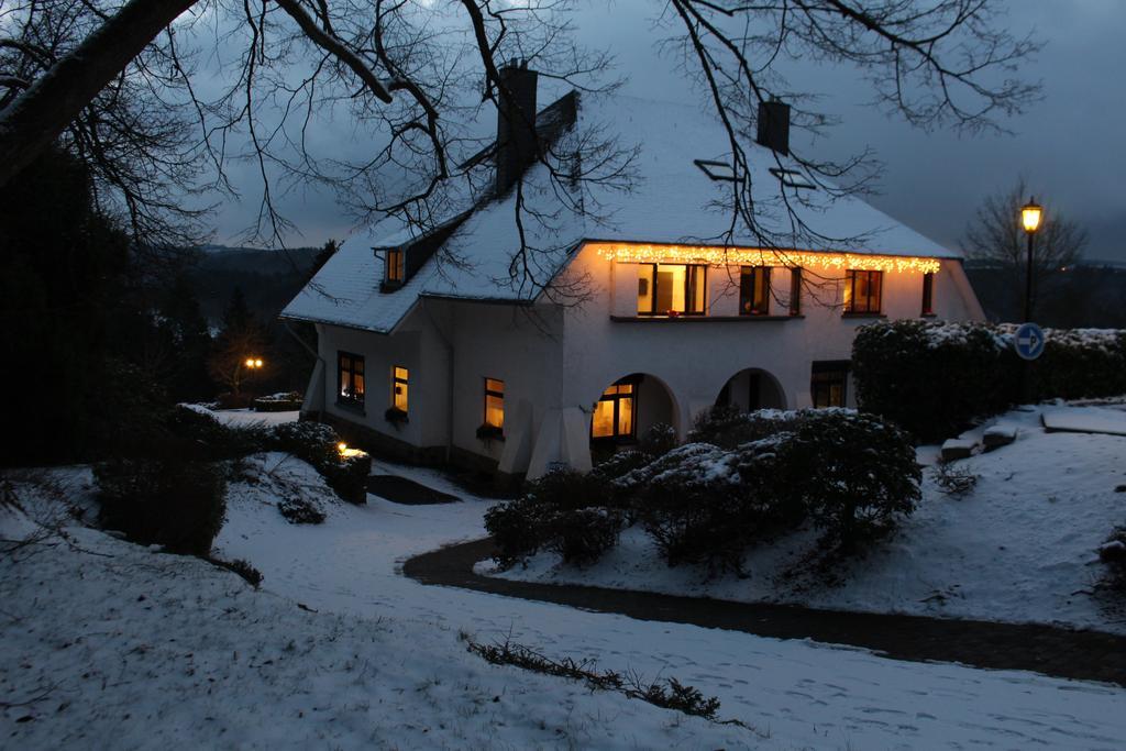 Les Alisiers Hotel Nadrin Exterior foto