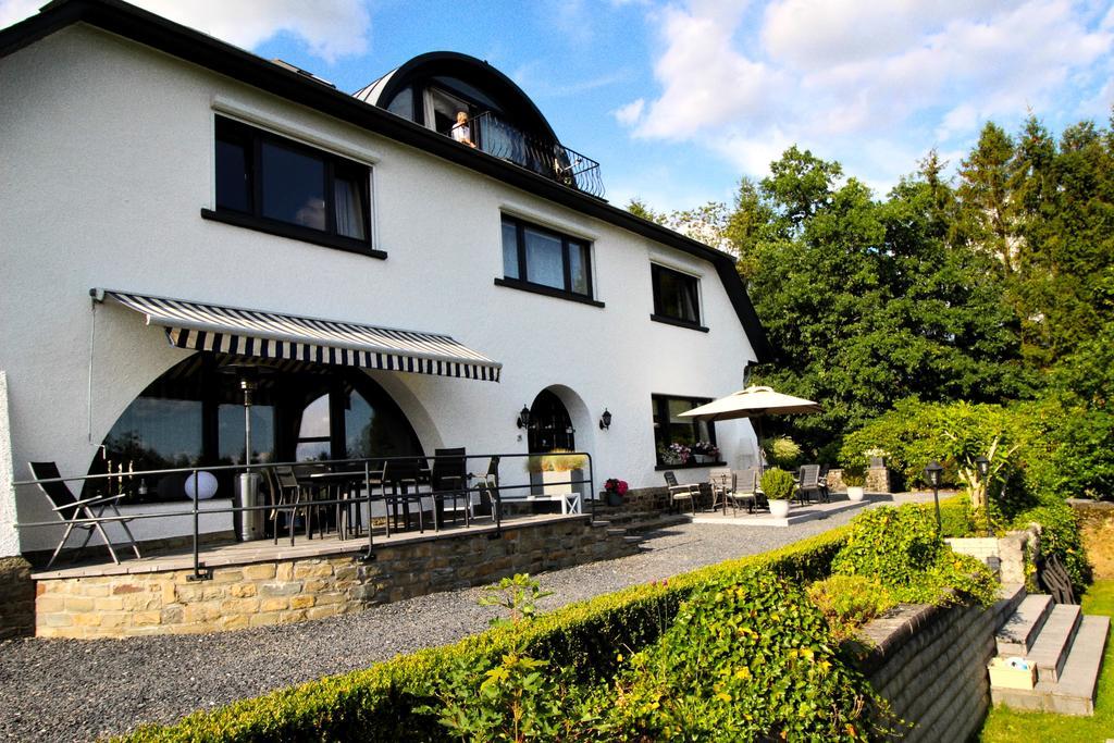 Les Alisiers Hotel Nadrin Exterior foto